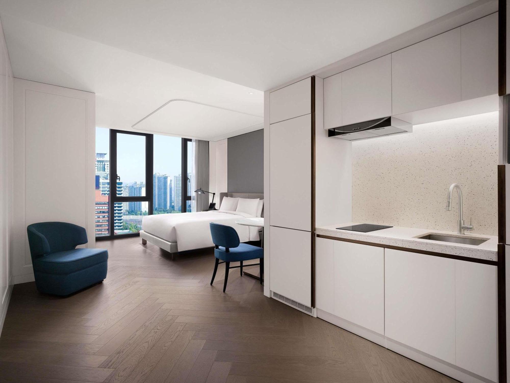 Residence Studio with 1 King Size Bed,1758883922:JPEG