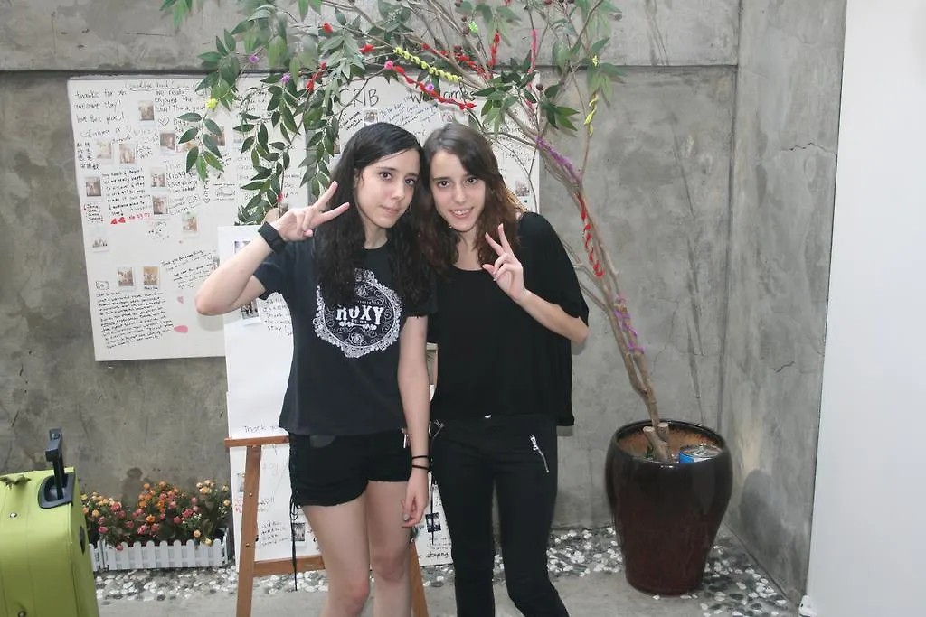 Crib 49 Guesthouse - Foreigner Only-1