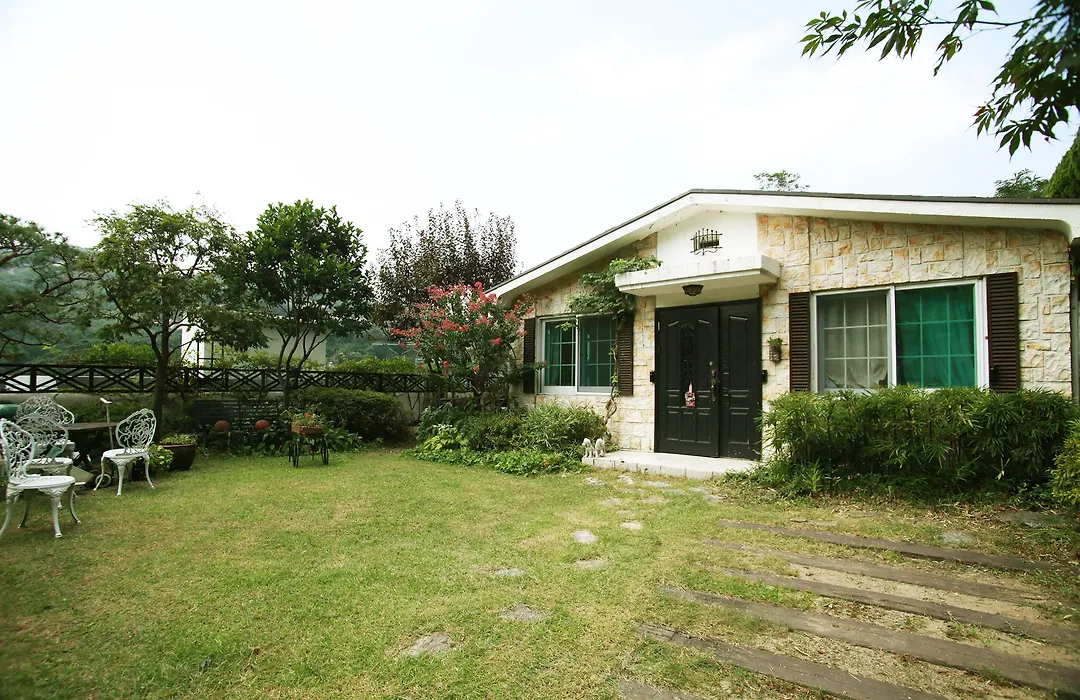 Cindy'S B&B-1
