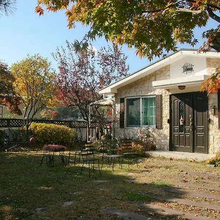 Cindy'S B&B-2