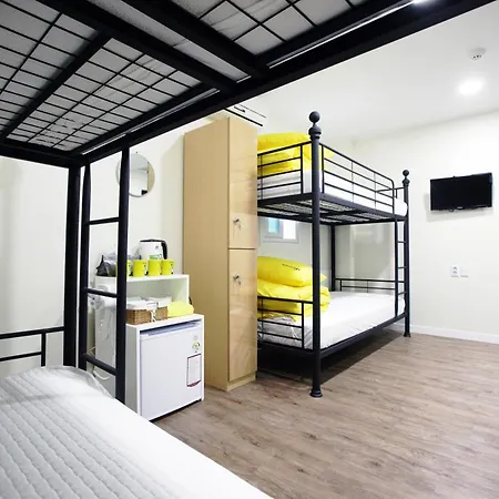 24 Guesthouse Myeongdong Avenue-2